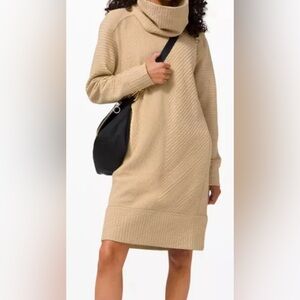 GREY Lululemon On Repeat Dress with removable collar